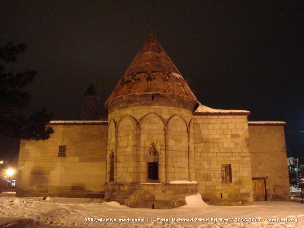 058_yakutiye_medresesi_11