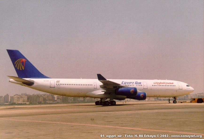 01_egypt_air