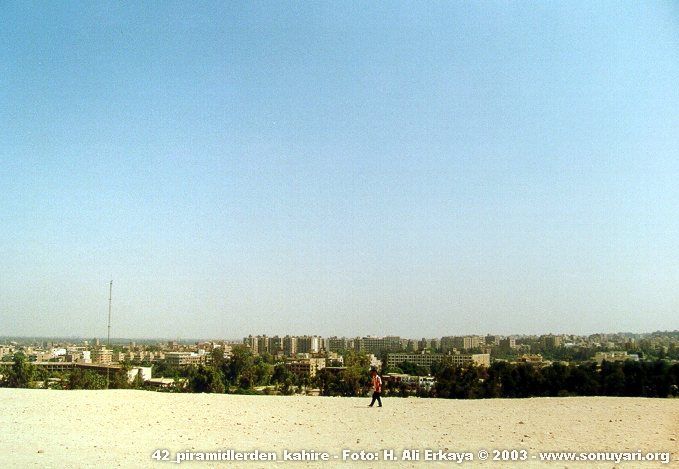 42_piramidlerden_kahire