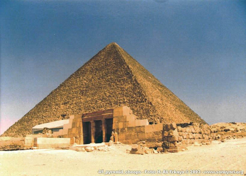 45_pyramid_cheops