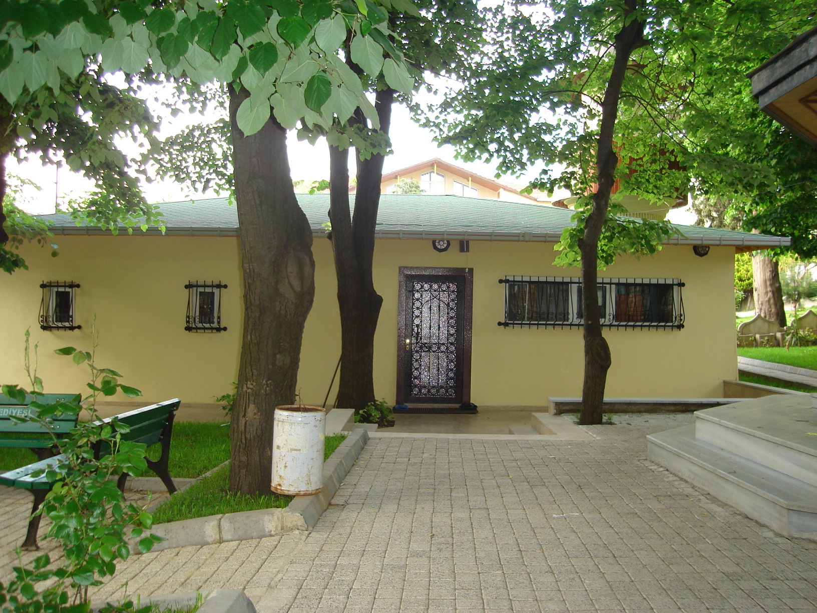 195_cilehane2006