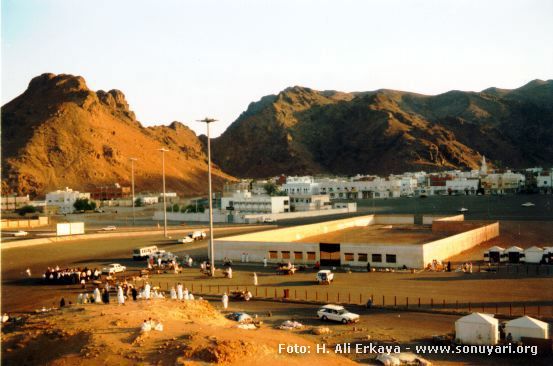 u07UhudSehitlik